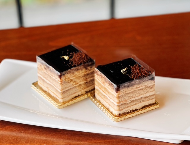 オペラ風コーヒークリームケーキ